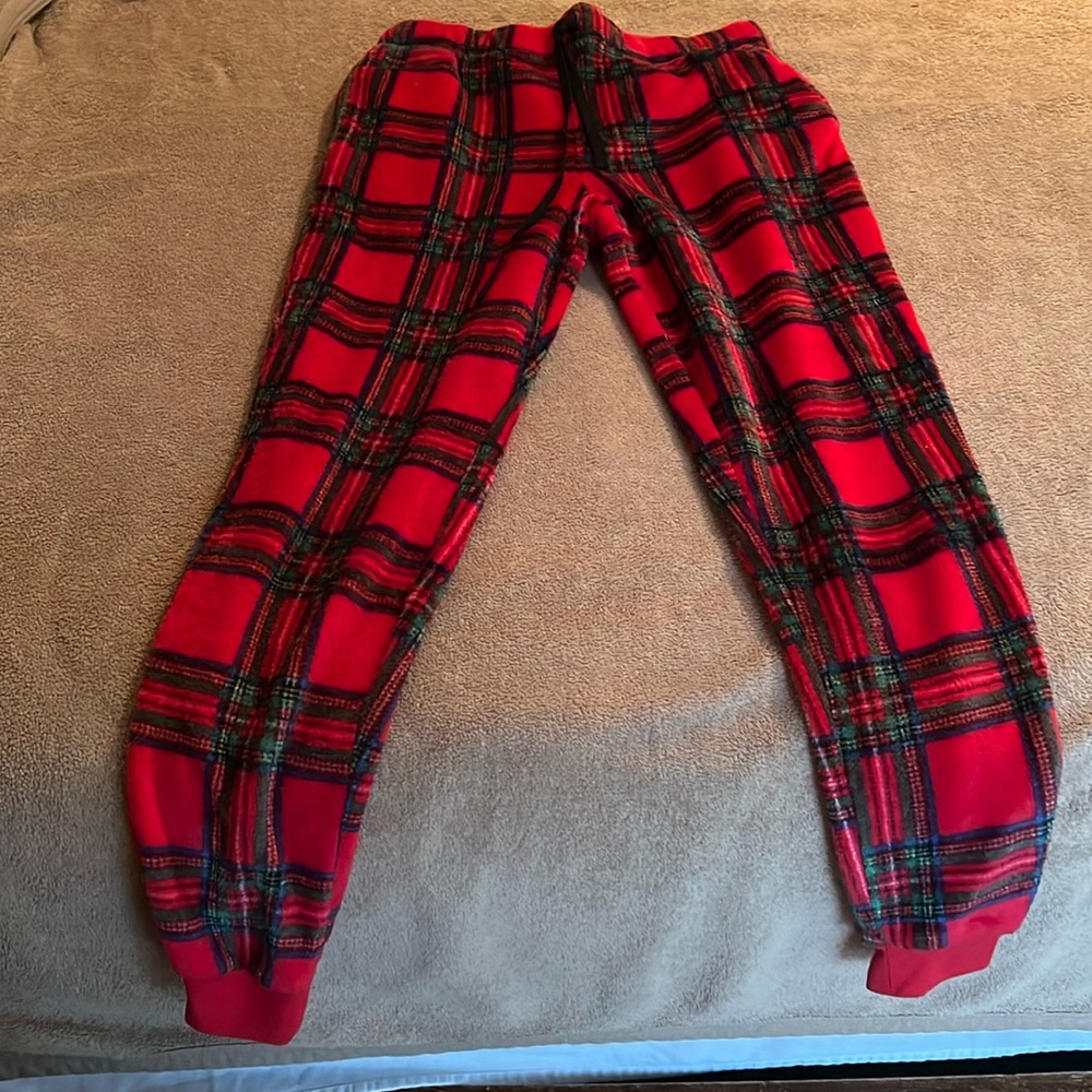 3 FOR $20-Red fleece fuzzy jogger pajama bottoms size M